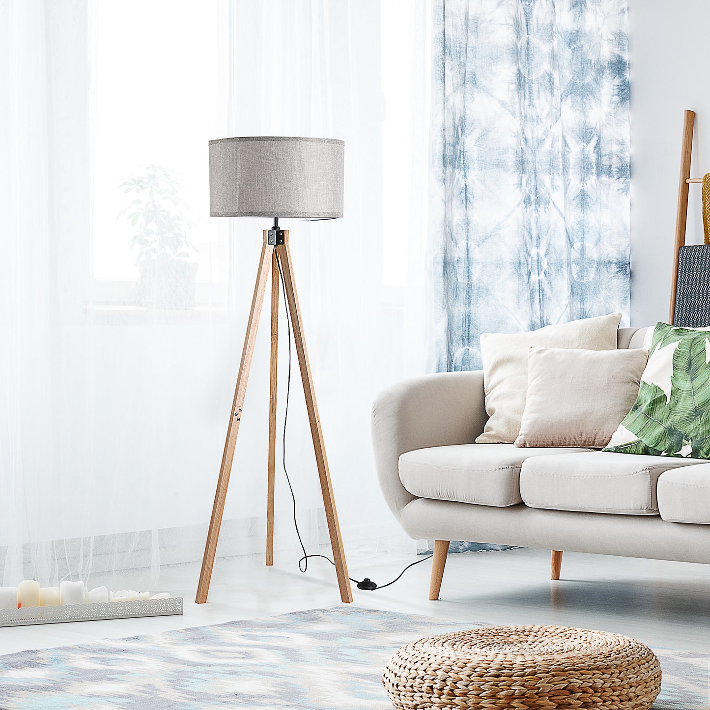 Wood Tripod Floor Lamp Home Lighting Elegant E27 Bulb Linen Shade Home Office